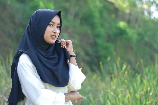 gadis berhijab