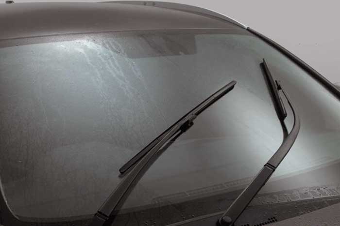 Tanda Wiper Mobil Sudah Harus Diganti